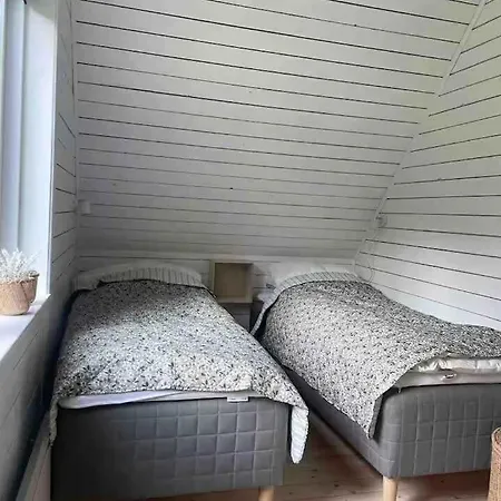 Dom wakacyjny With Sauna And Hot Tub Farsø